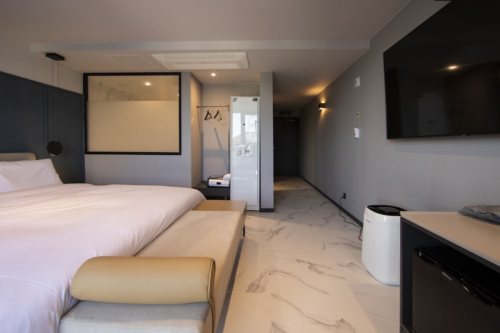 brown dot hotel jangsaengpo