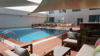 ibis jeddah city center