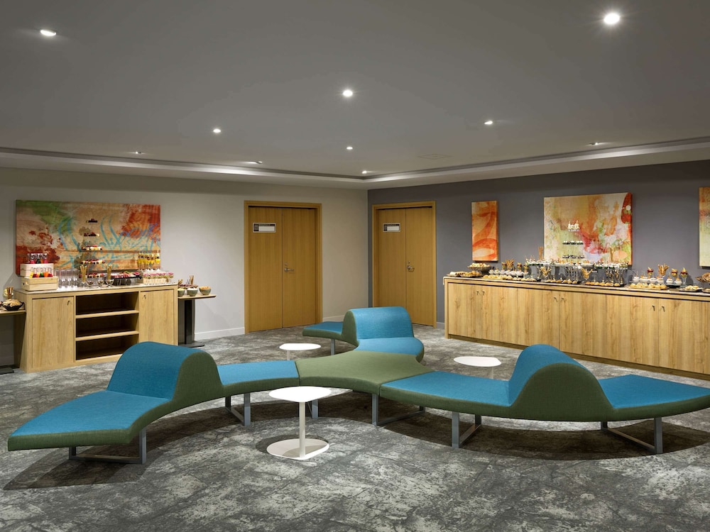 ibis jeddah city center