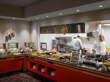 ibis jeddah city center