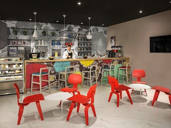 ibis jeddah city center