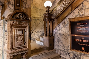 the industrialist hotel pittsburgh autograph collection