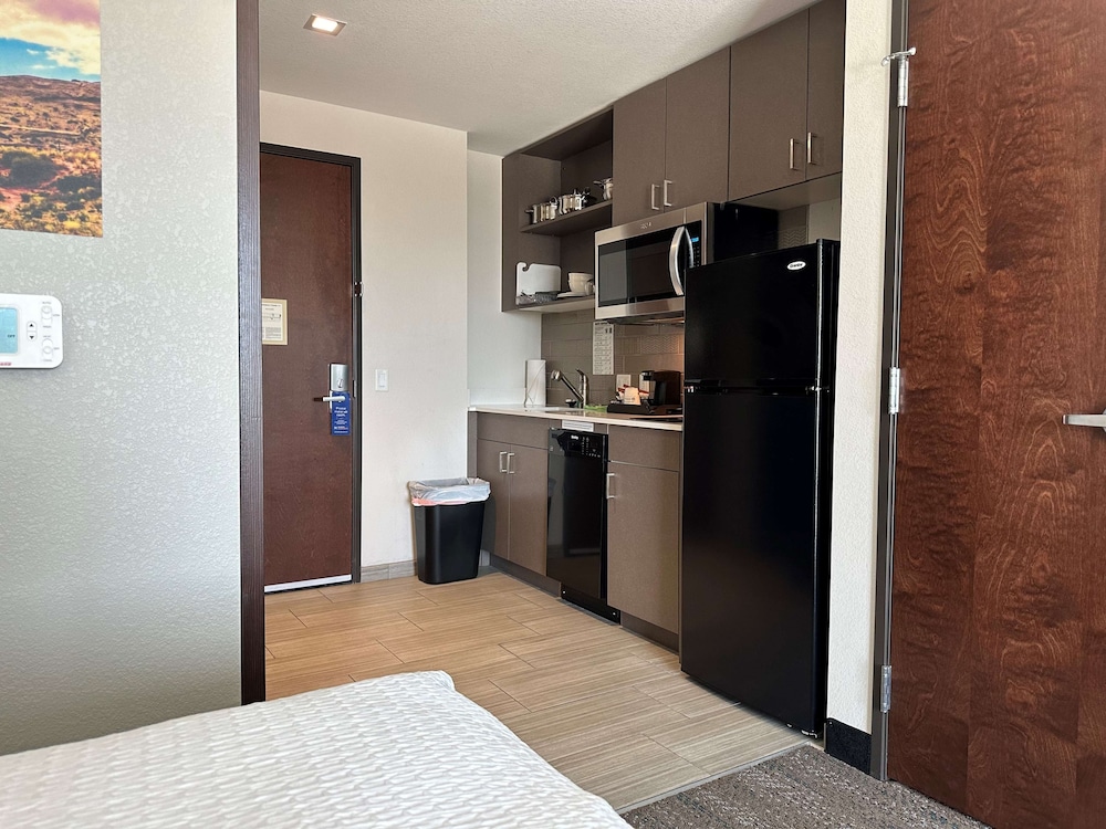 best western plus executive residency phoenix north happy valley