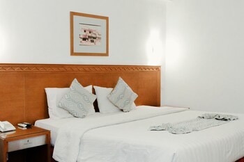 sofyan hotel cut meutia