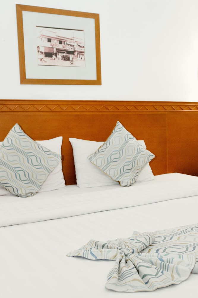 sofyan hotel cut meutia