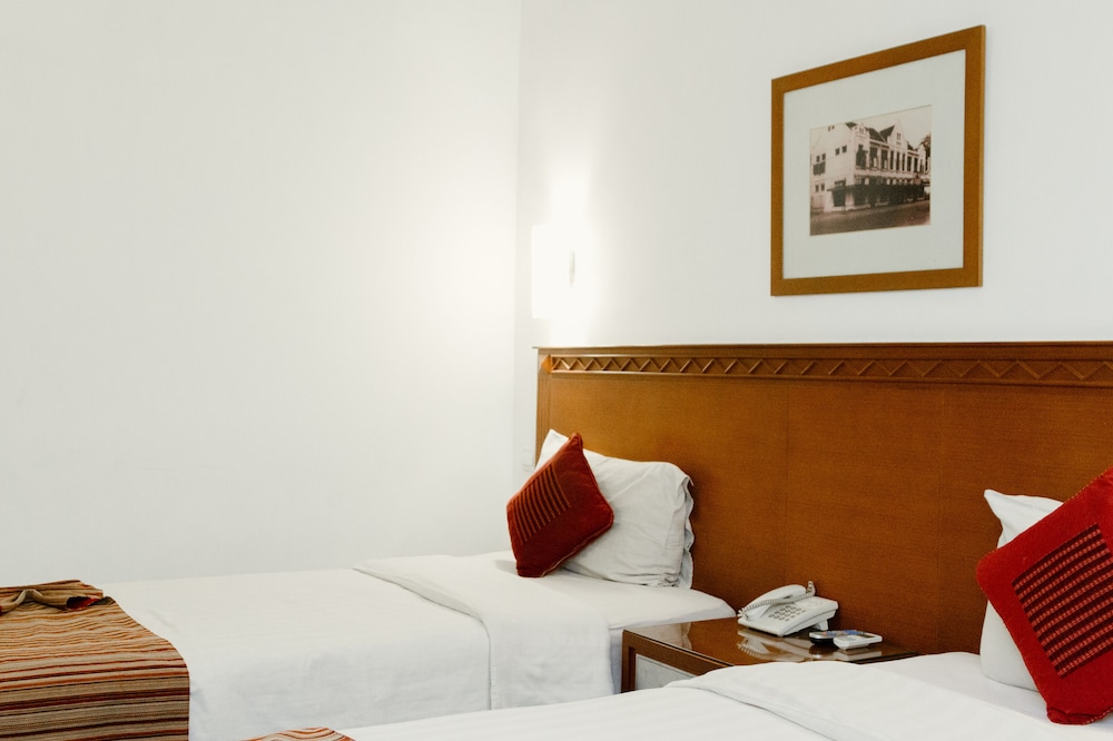 sofyan hotel cut meutia