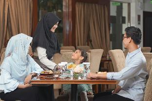 sofyan hotel cut meutia