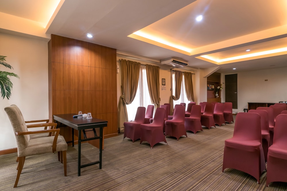 sofyan hotel cut meutia