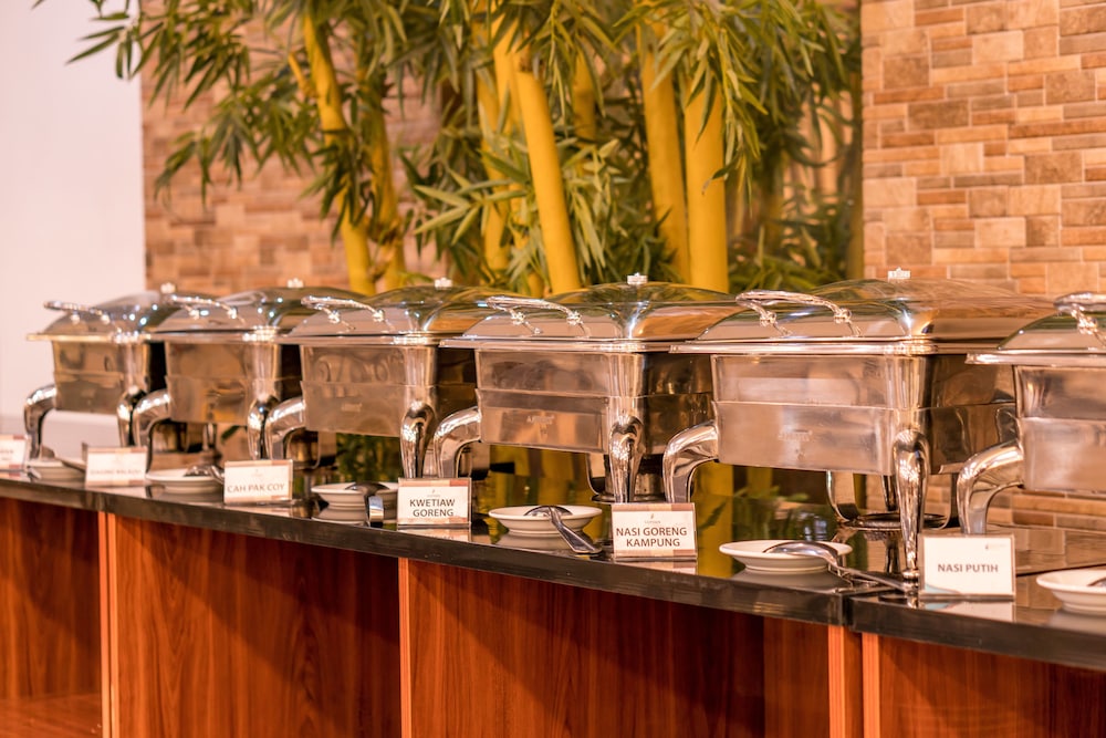 sofyan hotel cut meutia