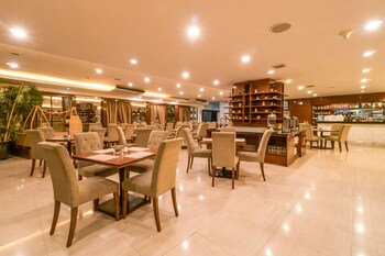 sofyan hotel cut meutia