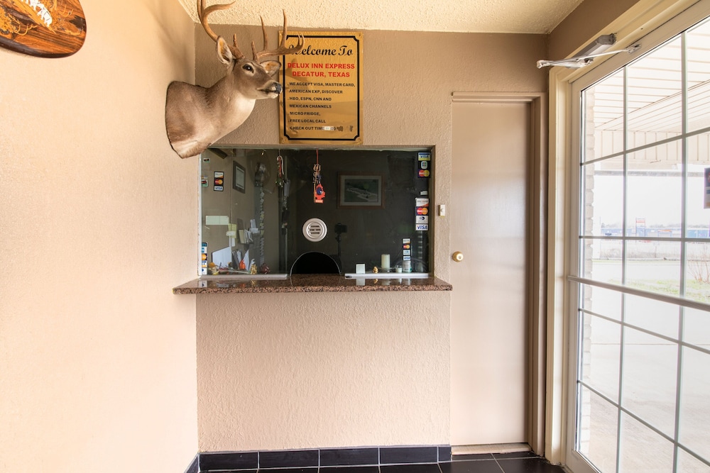 oyo hotel decatur tx hwy 287 northwest