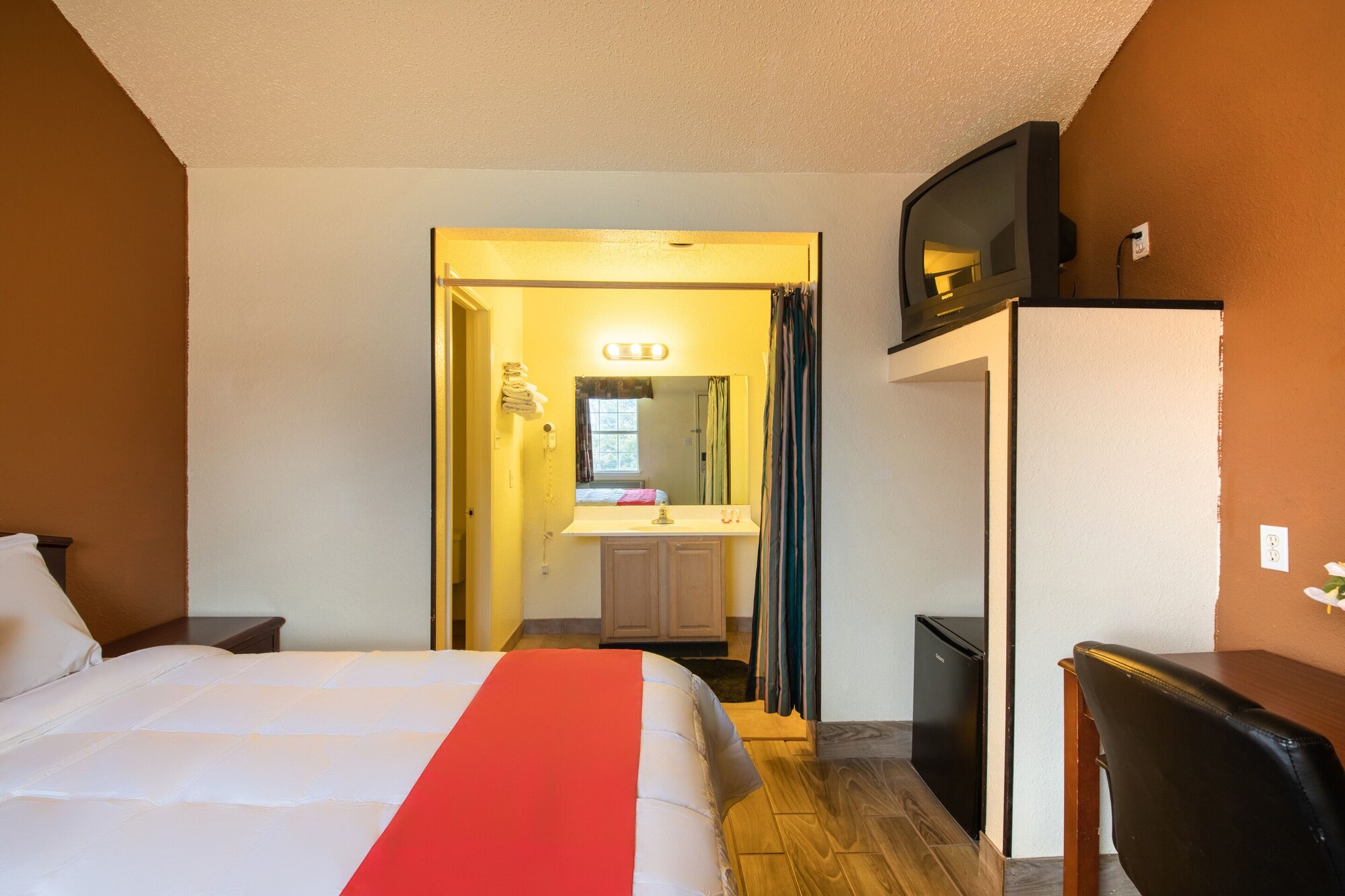 oyo hotel decatur tx hwy 287 northwest