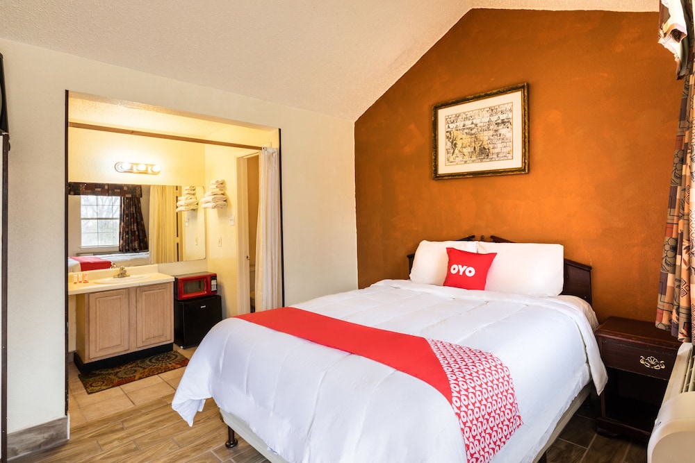 oyo hotel decatur tx hwy 287 northwest