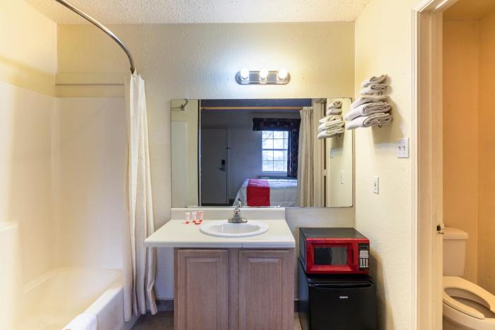 oyo hotel decatur tx hwy 287 northwest