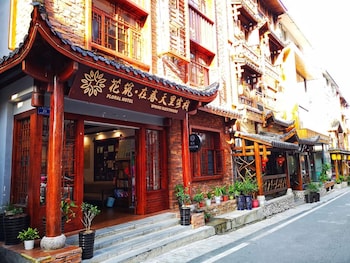 floral hotel spring guesthouse zhangjiajie