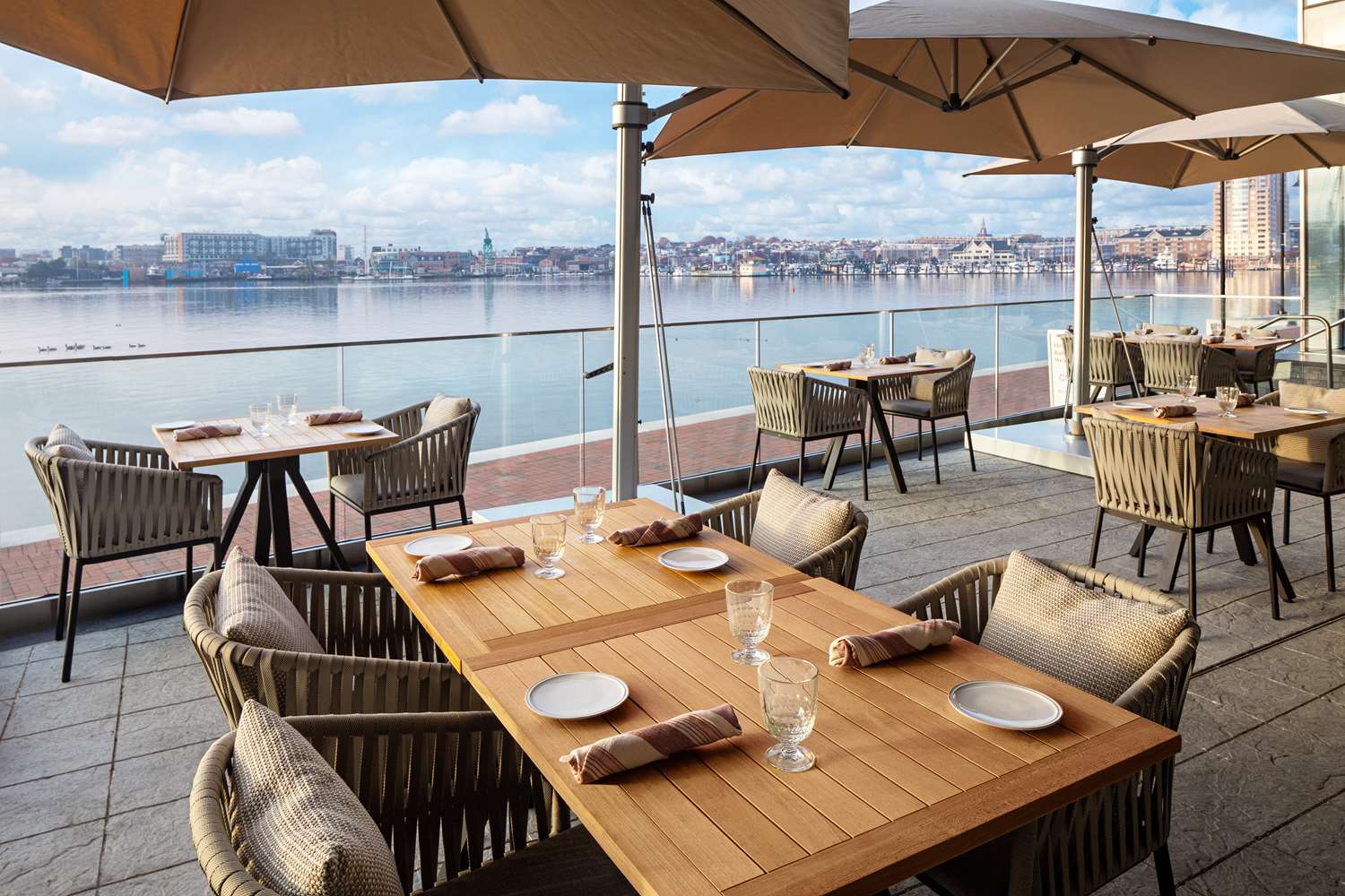 canopy by hilton baltimore harbor point
