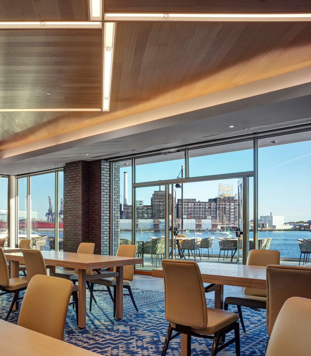 canopy by hilton baltimore harbor point