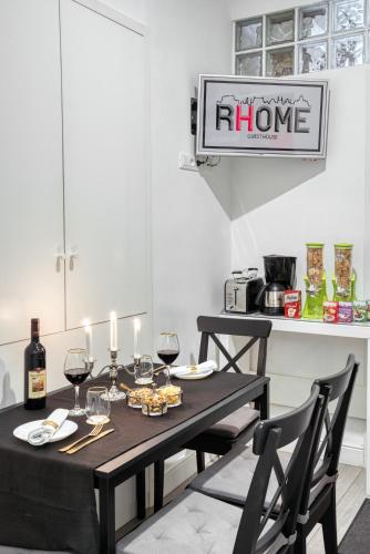 rhome guest house