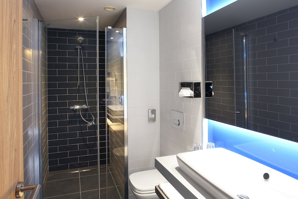 holiday inn express ljubljana an ihg hotel