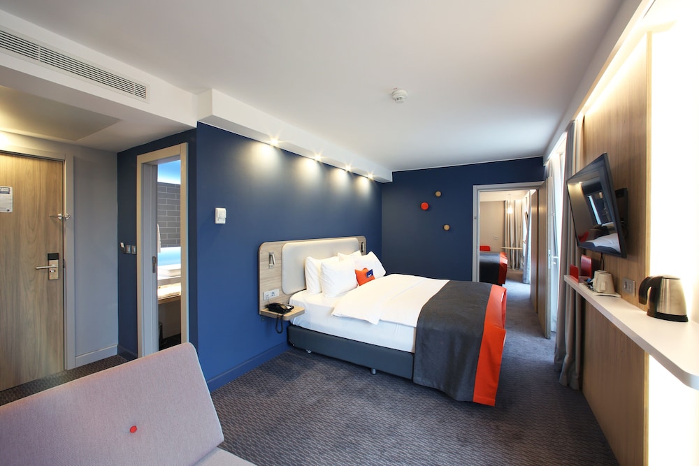 holiday inn express ljubljana an ihg hotel