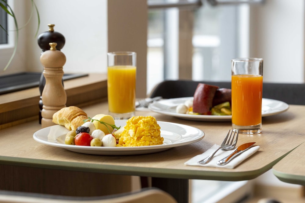 holiday inn express ljubljana an ihg hotel