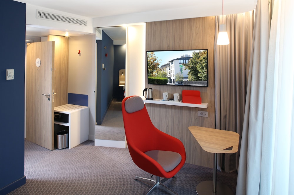 holiday inn express ljubljana an ihg hotel