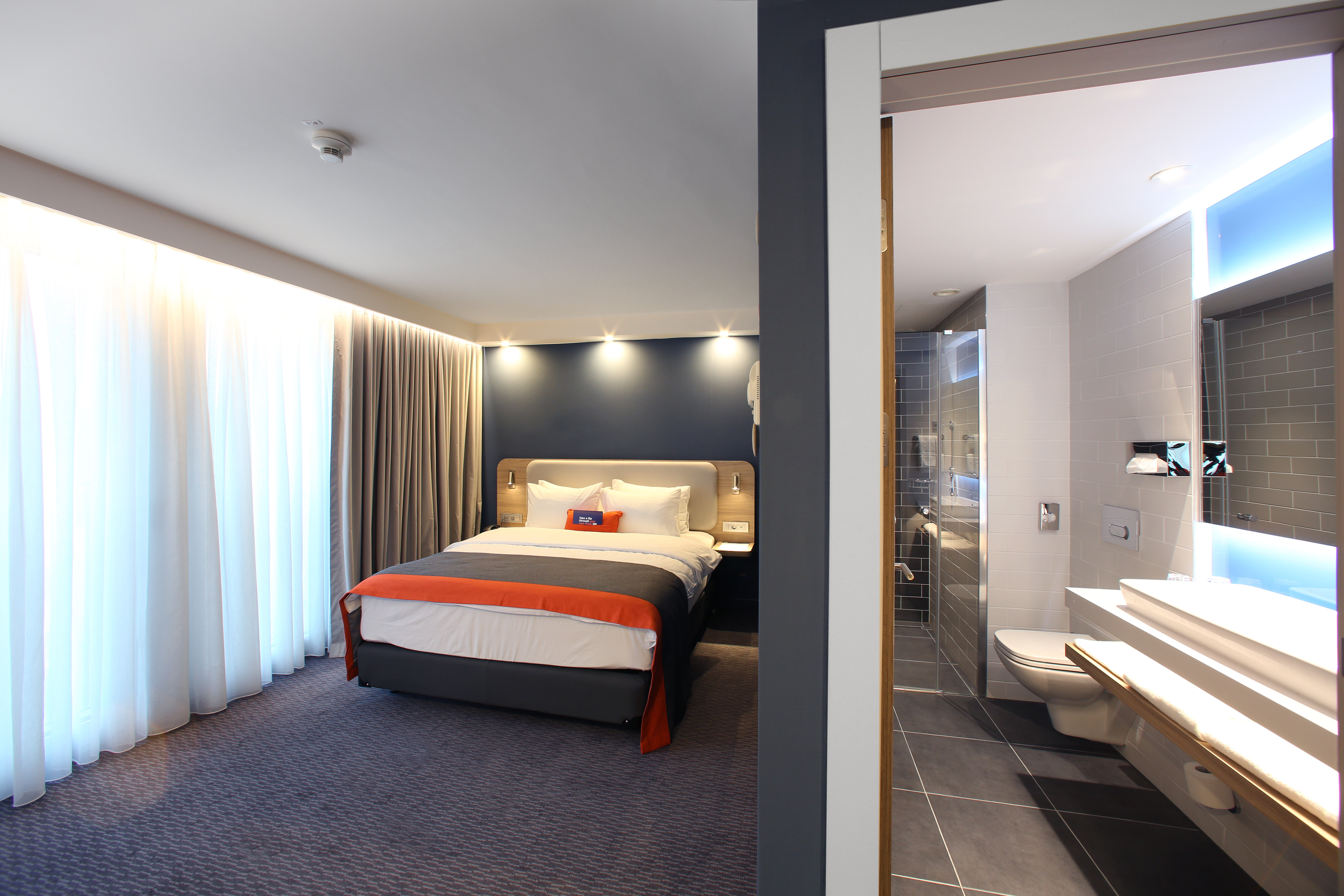 holiday inn express ljubljana an ihg hotel