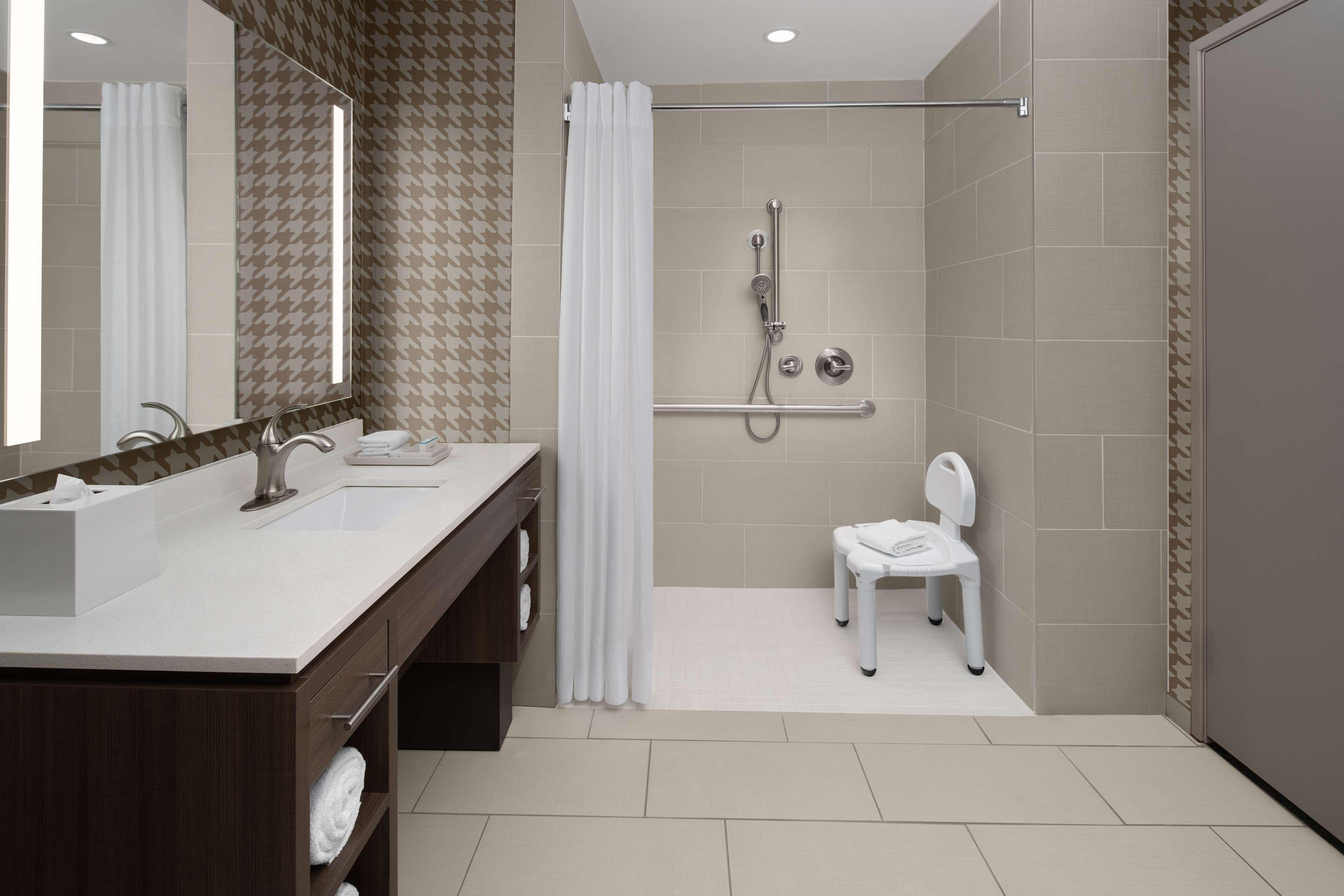 home2 suites by hilton carlsbad new mexico