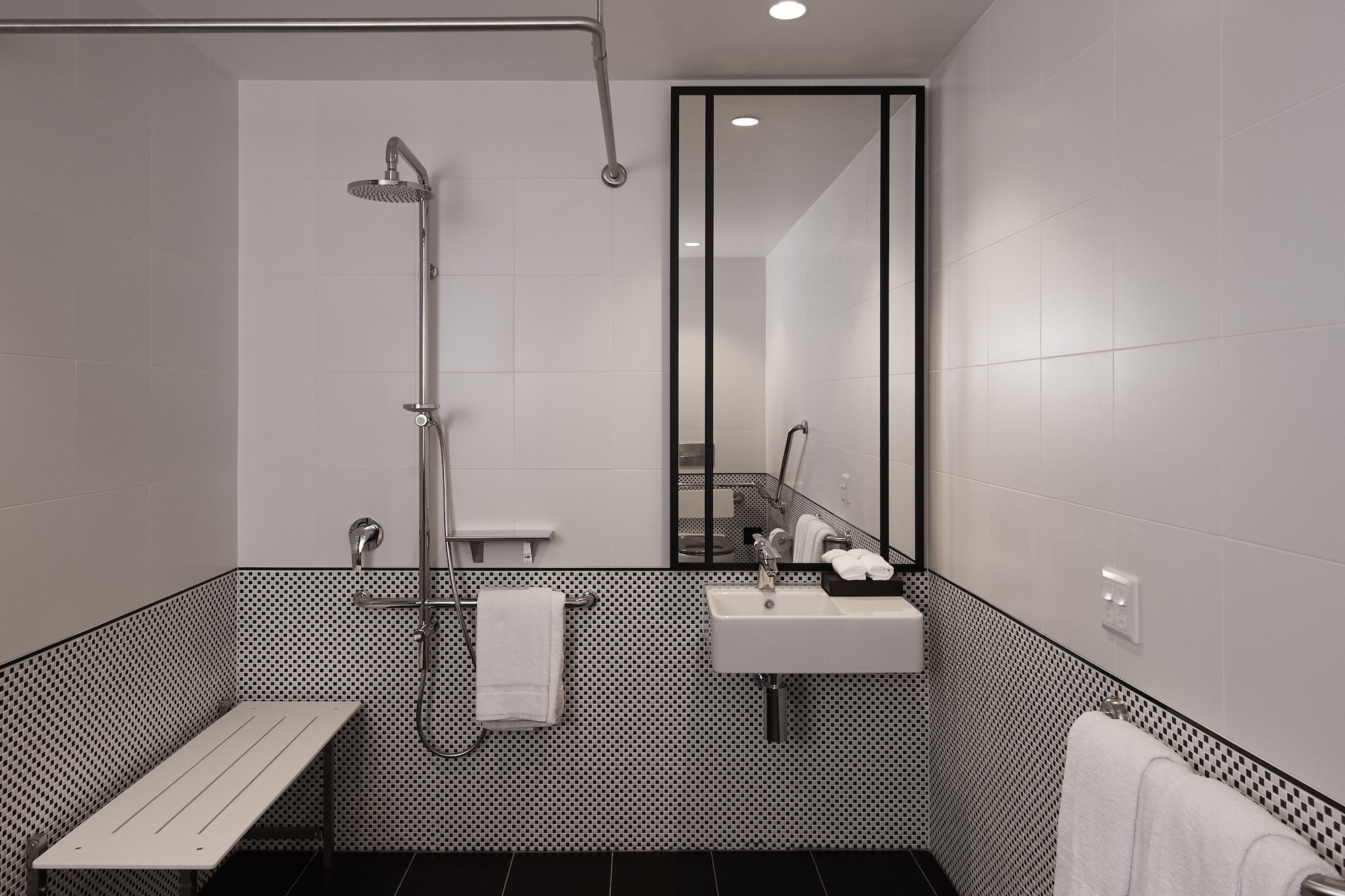 hotel x brisbane fortitude vly vignette collection an ihg hotel