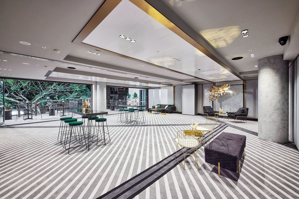 hotel x brisbane fortitude vly vignette collection an ihg hotel