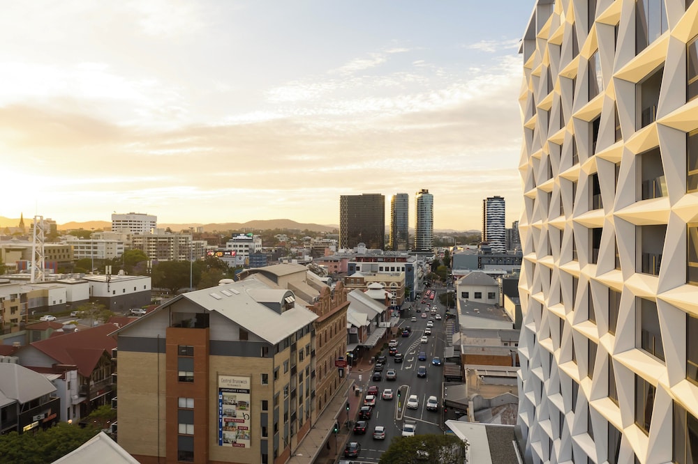 hotel x brisbane fortitude vly vignette collection an ihg hotel