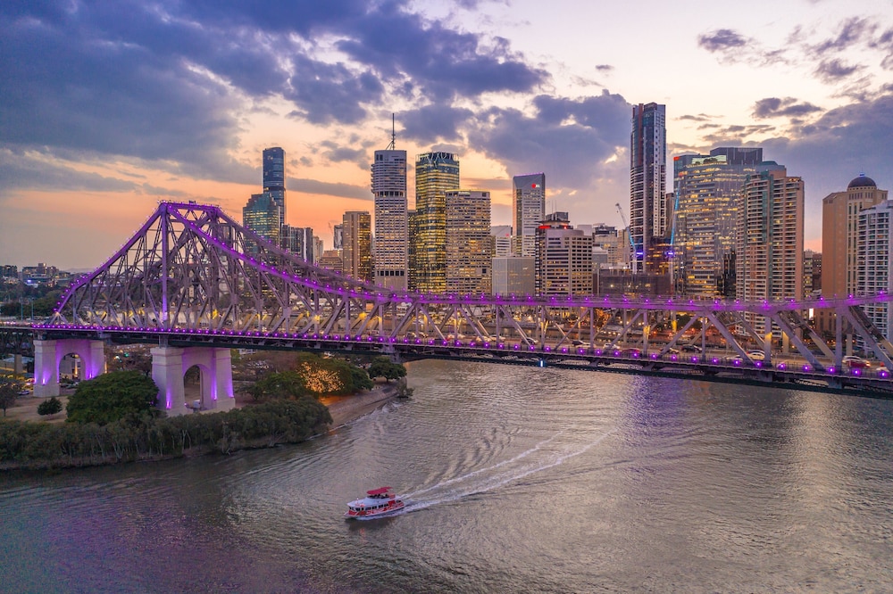 hotel x brisbane fortitude vly vignette collection an ihg hotel