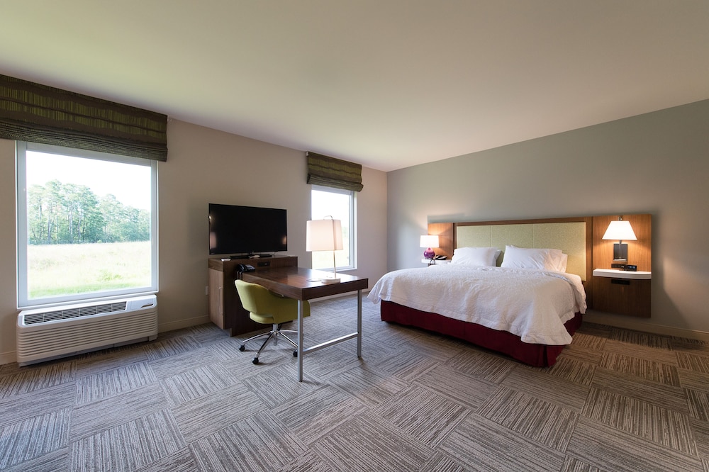 hampton inn and suites lexington columbia
