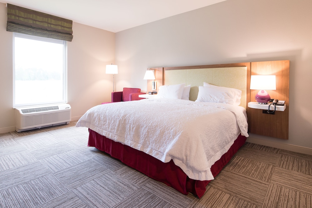 hampton inn and suites lexington columbia