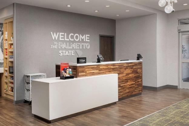 hampton inn and suites lexington columbia
