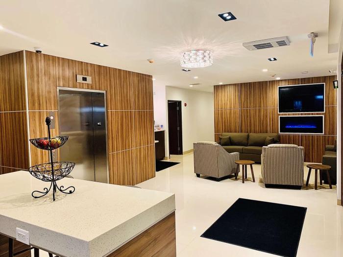 chandni victoria bw signature collection