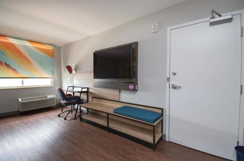 tru by hilton florida city