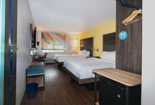 tru by hilton florida city