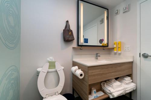 tru by hilton florida city