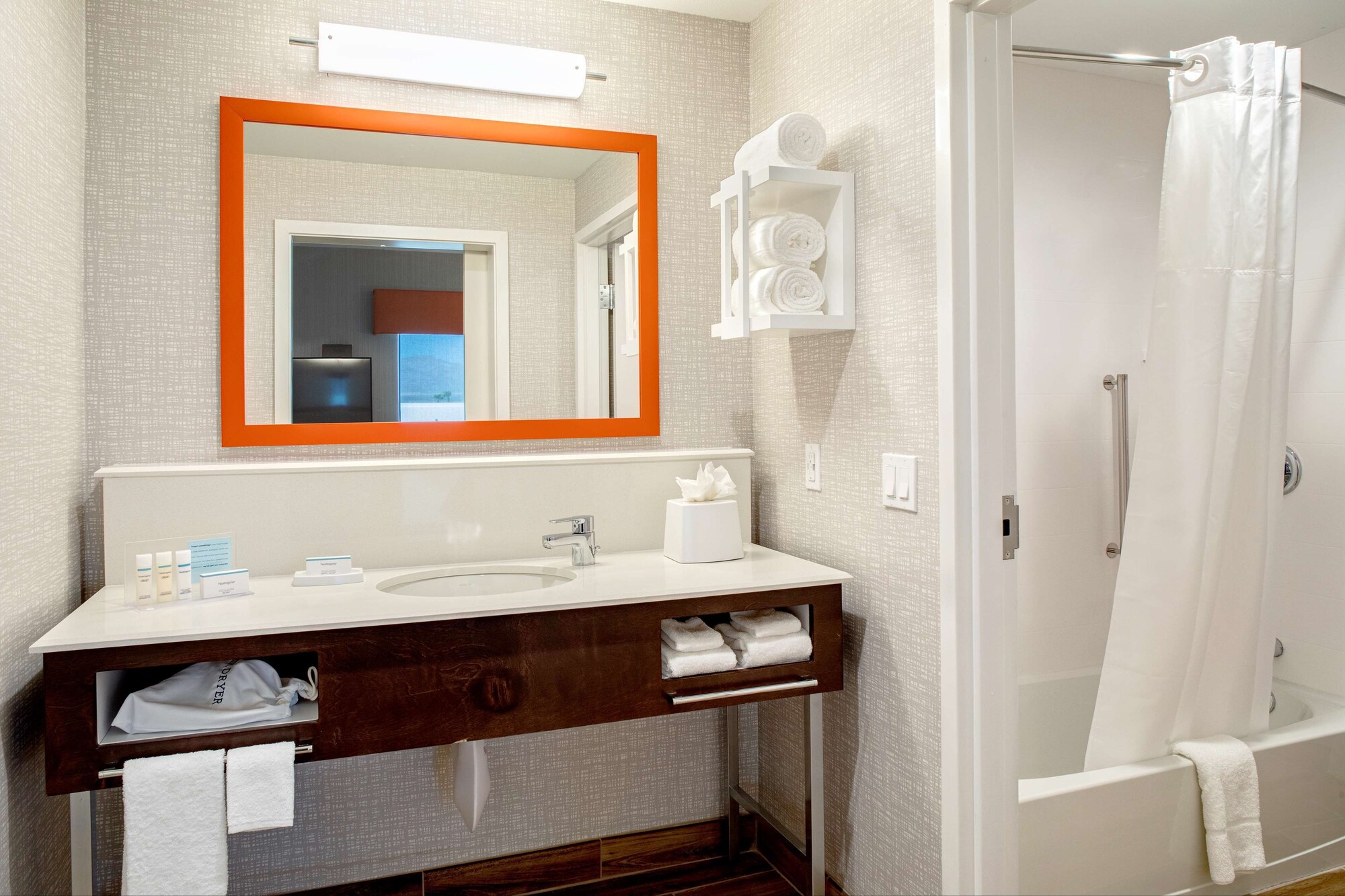 hampton inn and suites indio