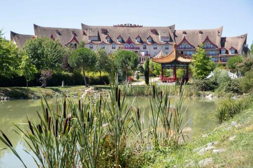 Les Pagodes De Beauval,Route De Beauval 41110 Saint Aignan,3 star