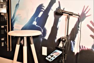 reverb by hard rock atlanta downtown