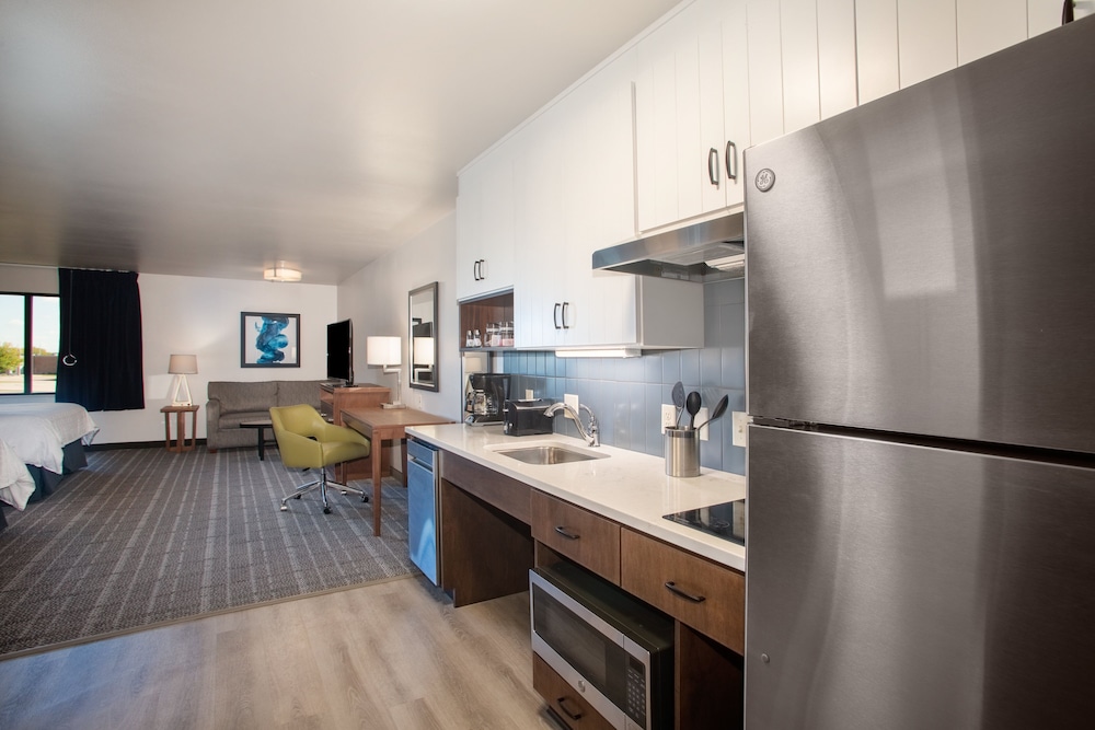 staybridge suites sioux falls southwest an ihg hotel