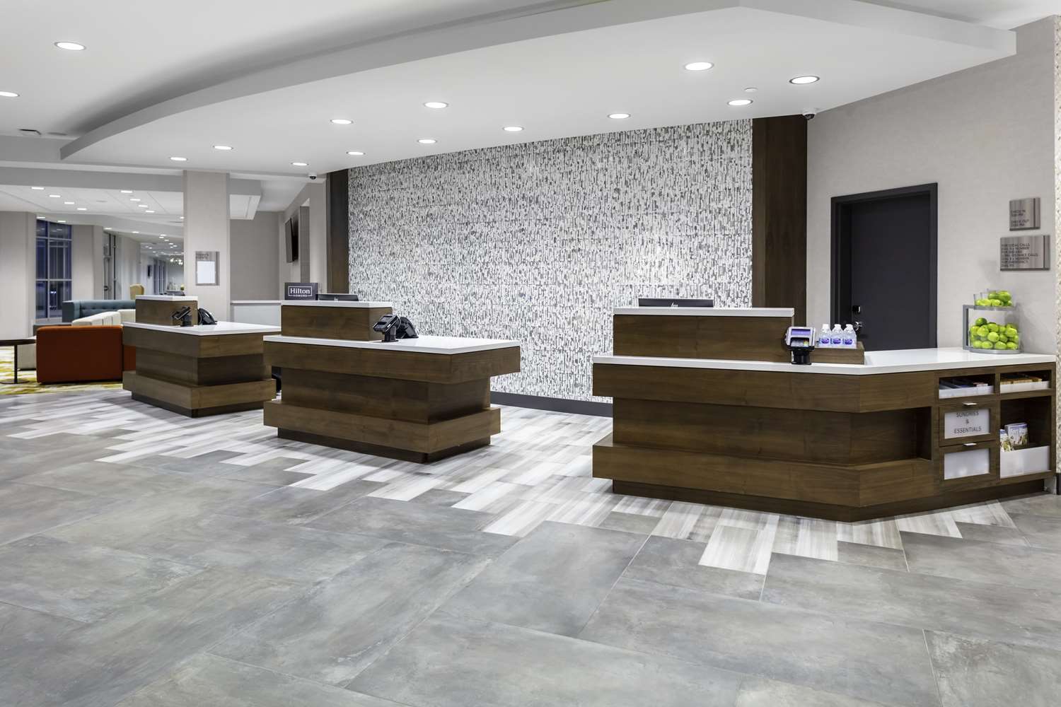 hilton garden inn fort wayne north