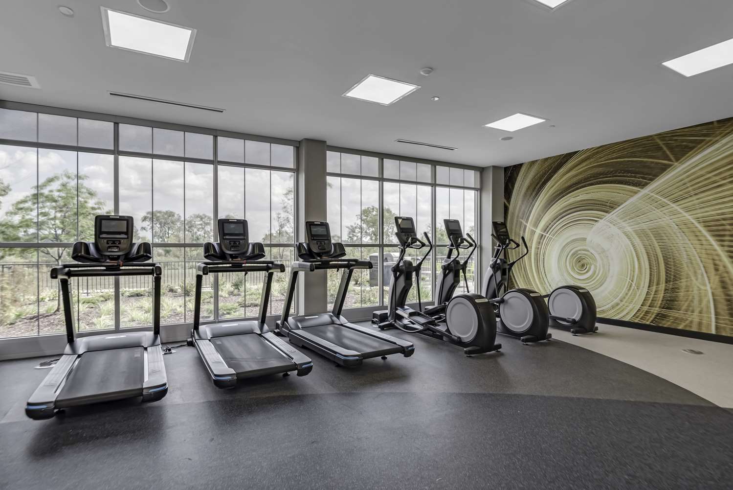 hilton garden inn fort wayne north