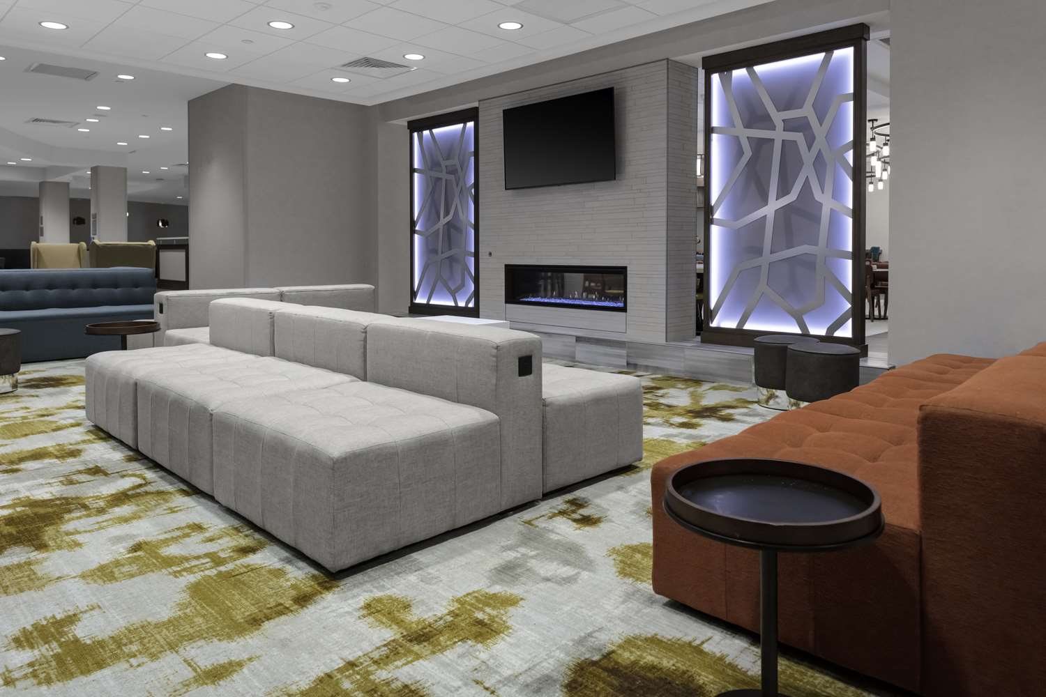hilton garden inn fort wayne north