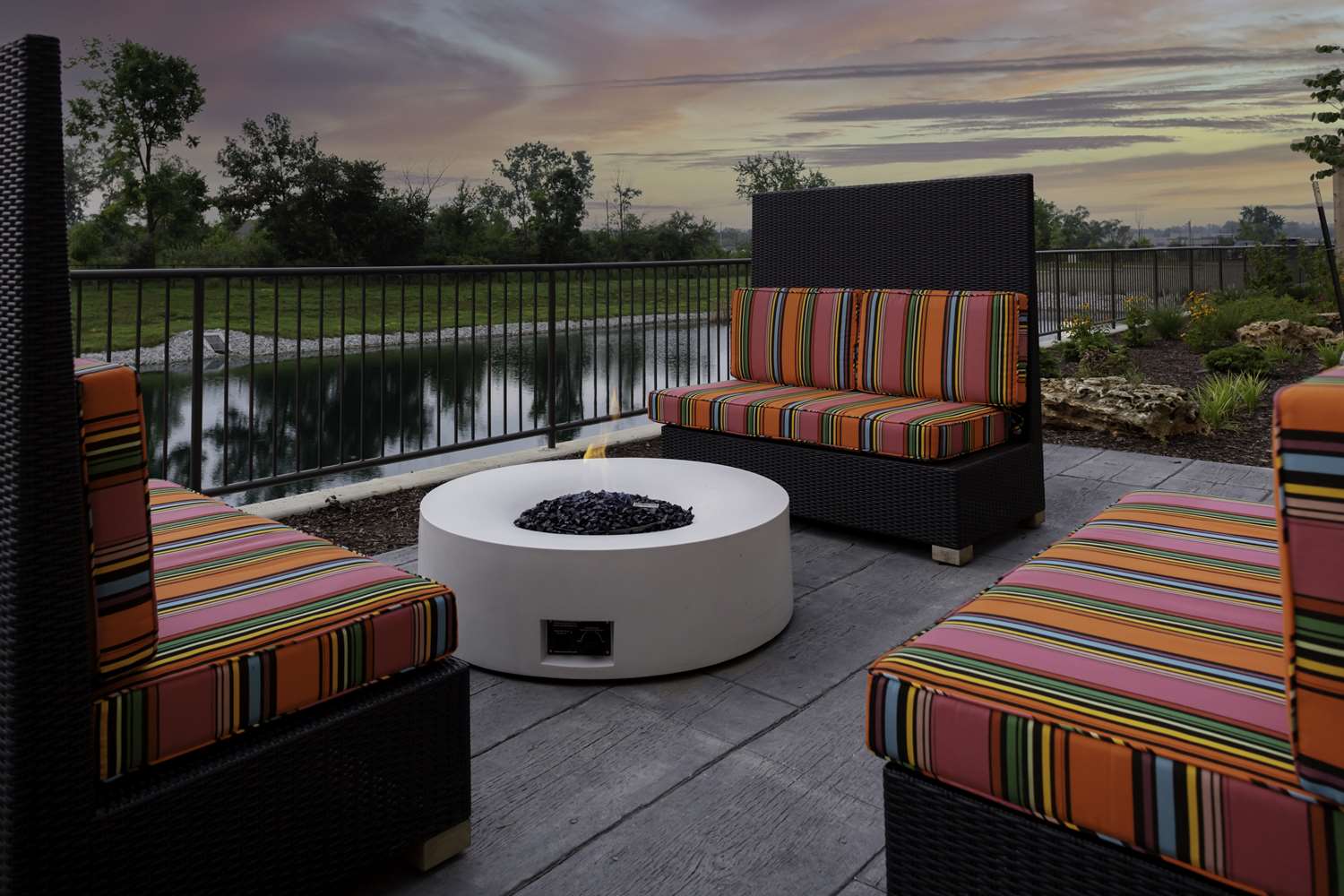 hilton garden inn fort wayne north
