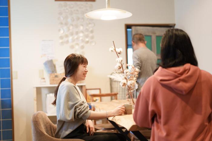 ini kobe hostel and cafe bar