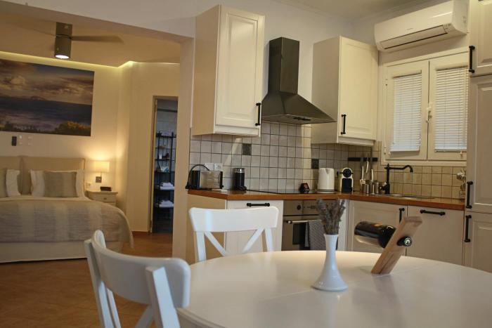 the infinity 180 luxury suites adults only