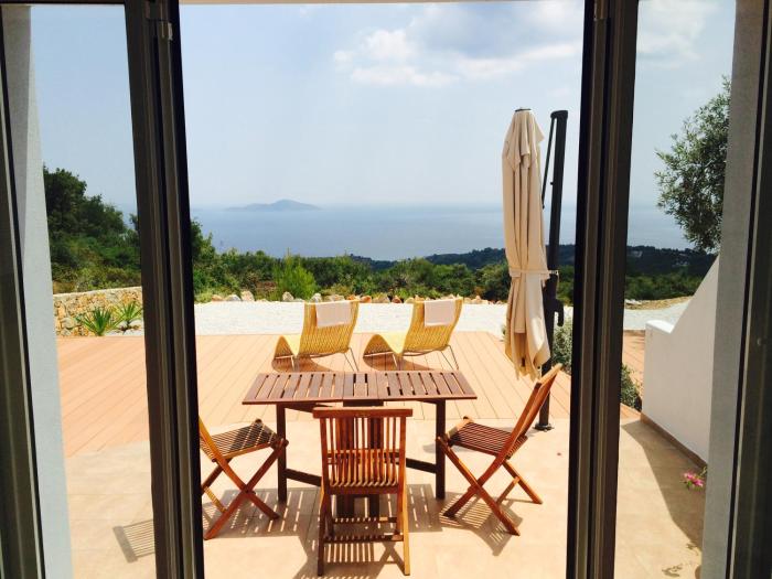the infinity 180 luxury suites adults only
